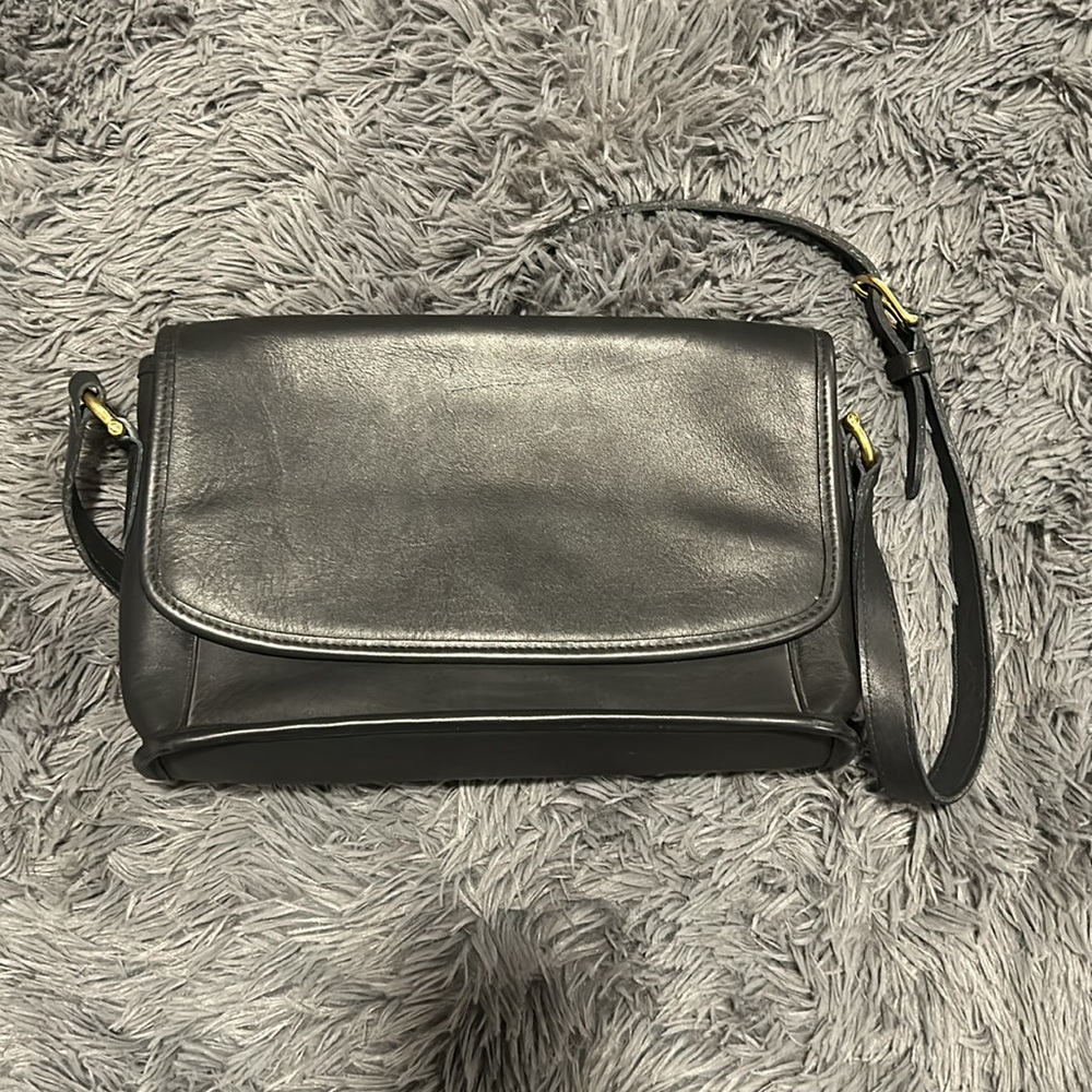 VTG Coach Classic Leather Curtis Bag 9975